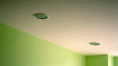 Как заделать шов на потолке