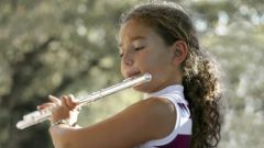 Как играть на флейте