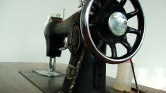 How to run your thread in a sewing machine