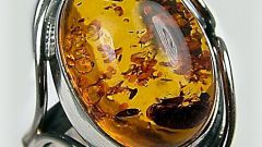 How to clean amber