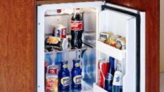 Как установить встроенный холодильник