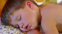 Как уложить ребенка спать в 2 года
