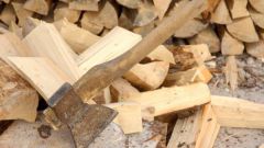Как расколоть дрова