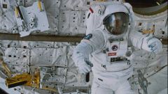 Как сделать костюм космонавта для ребенка