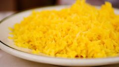 Как сделать рис желтым