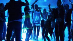 Как научиться красиво танцевать на дискотеке