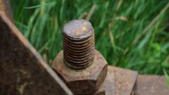How to Unscrew rusty bolt