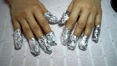 Как снять нарощенные ногти