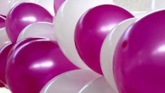 Как сделать украшение из воздушных шаров