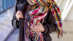 Как завязывать женский шарф