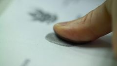 Как сделать отпечаток пальца