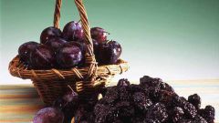 How to dry prunes