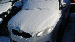 Как открыть дверь автомобиля в мороз