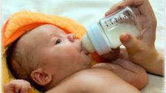 Как давать молоко грудным детям