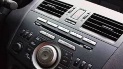 How to know the code for car radio