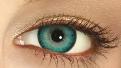 Как подобрать цветные линзы для глаз