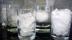 How to make ice for cocktails