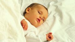 Как приучить ребенка засыпать в своей кровати