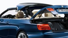 How to open trunk on BMW