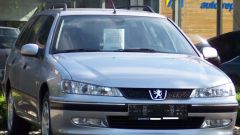 How to replace light bulb Peugeot 406