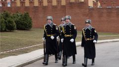 How to get to serve in the Kremlin regiment