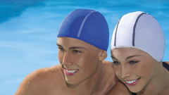 How to wear a bathing cap