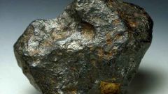 Как отличить метеорит  от камня