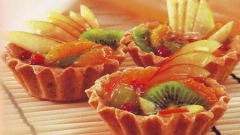 Как сделать пирожные с пудингом и фруктами