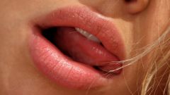 Какие могут быть осложнения после лечения герпеса на губах