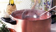 Как приготовить суп-пюре из свеклы с копченым угрем