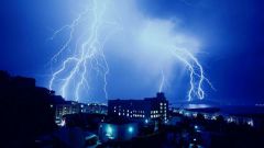 How dangerous thunder