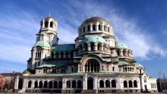Почему Болгария удваивает число выданных виз