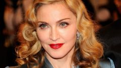 Почему на Мадонну подали в суд