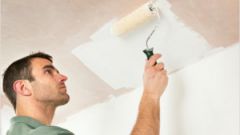 Уроки ремонта: как побелить потолок