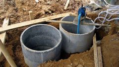 Что лучше: система канализации или септик из бетонных колец?