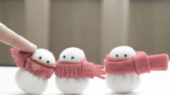 Как сделать снеговиков из ткани