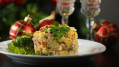 Готовим к Новому году: рецепт оригинального салата "Оливье"