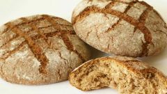 Как сделать бездрожжевую закваску для хлеба?