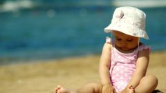 Как защитить малыша от летних болезней