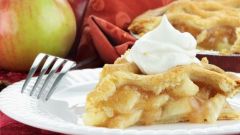 Как испечь быстрый пирог с яблоками