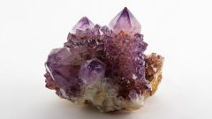 Which zodiac sign is suitable amethyst