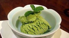Японское мороженое из зеленого чая
