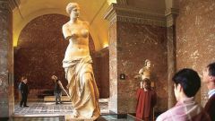 Где находится статуя Венеры Милосской