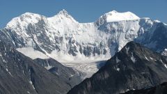 Какая самая высокая вершина на Алтае