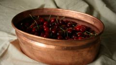 Why jam recommend cooking in a copper pot 