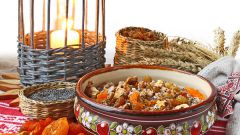 Постные рецепты: салат из свеклы с грецкими орехами, картофельный рулет, сбитень