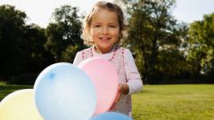 Игры с воздушными шариками для детей 3-5 лет