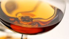 Raises or lowers the pressure of cognac