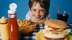 Как отучить ребенка от вредной еды
