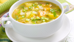 Как сварить легкий овощной суп